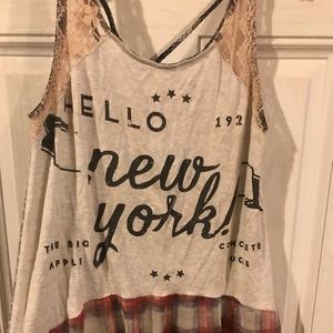 SCRAPBOOK NEW YORK RUFFLE TANK
